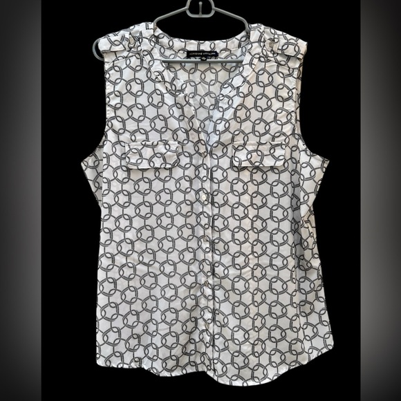 Black and White Sleeveless Geometrical Lightweight Women's Top Size XL - Picture 2 of 6